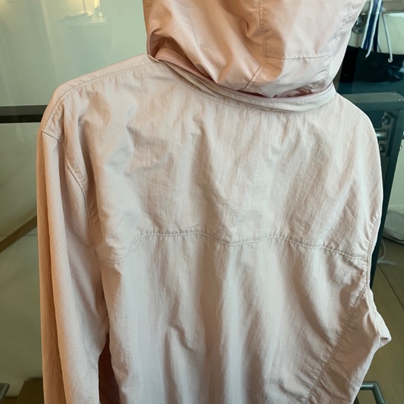 Herschel Windbreaker - Picture 2 of 2